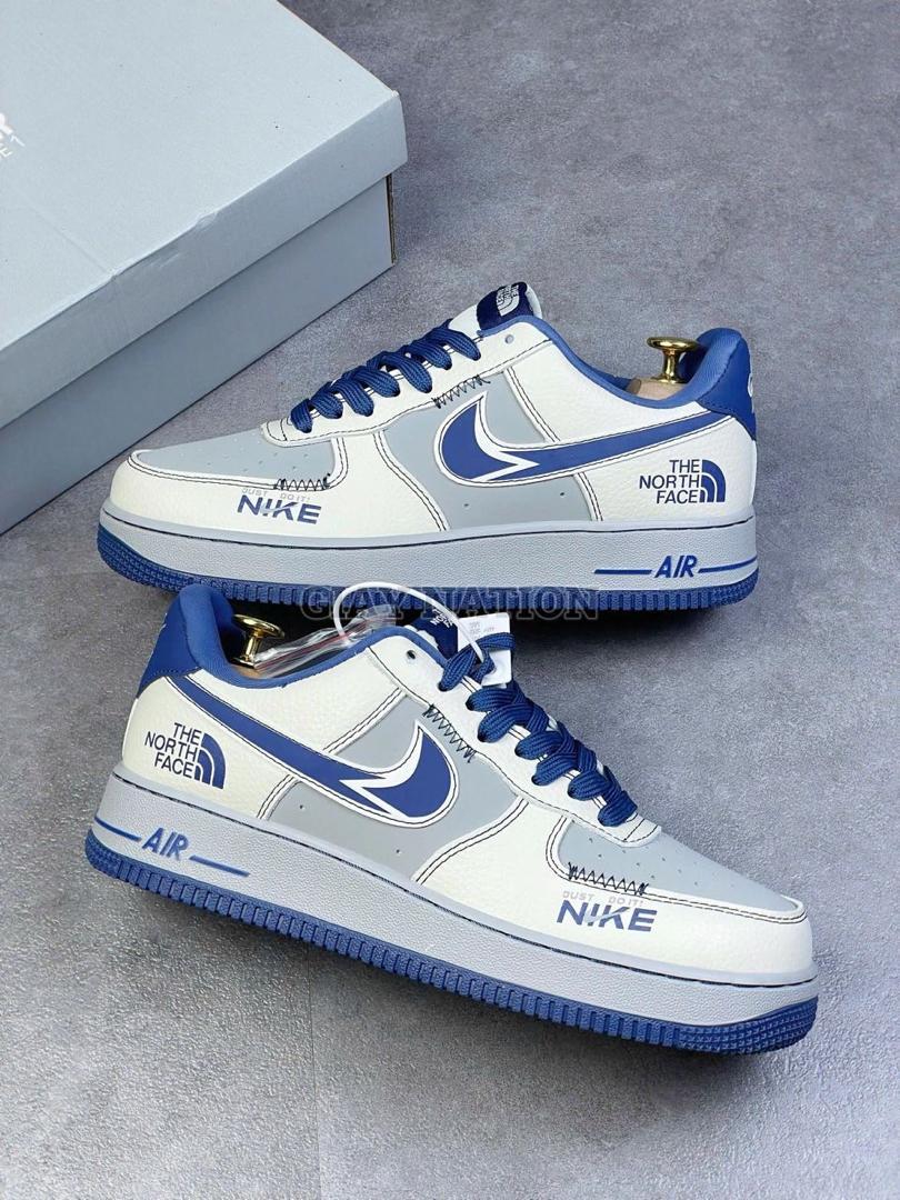 Air Force x North face 